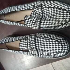 Ann Taylor Houndstooth Loafers 9M